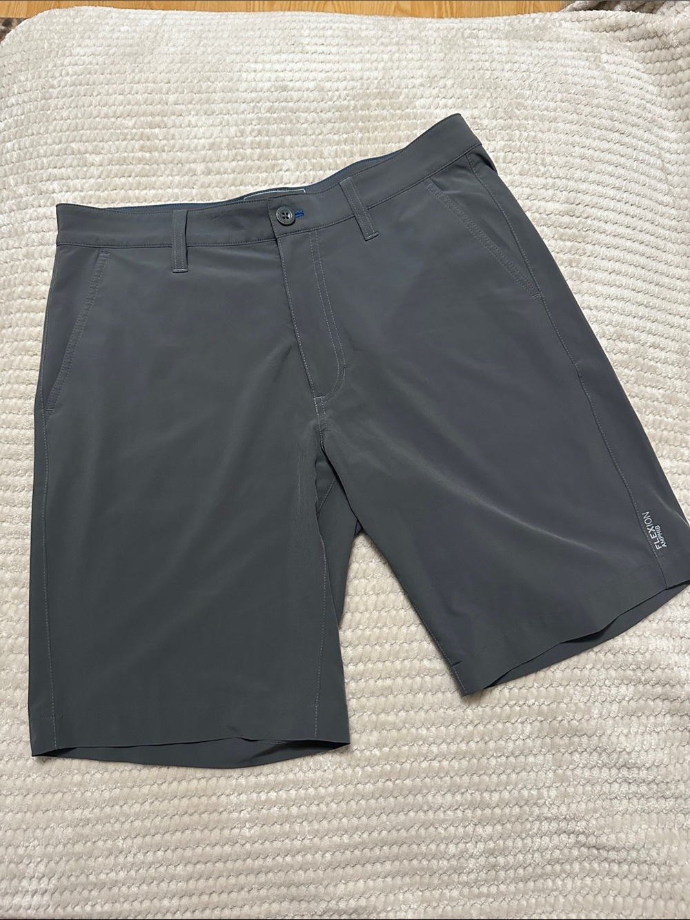 Eddie Bauer Flexi Men's Grey Performance Shorts size 32